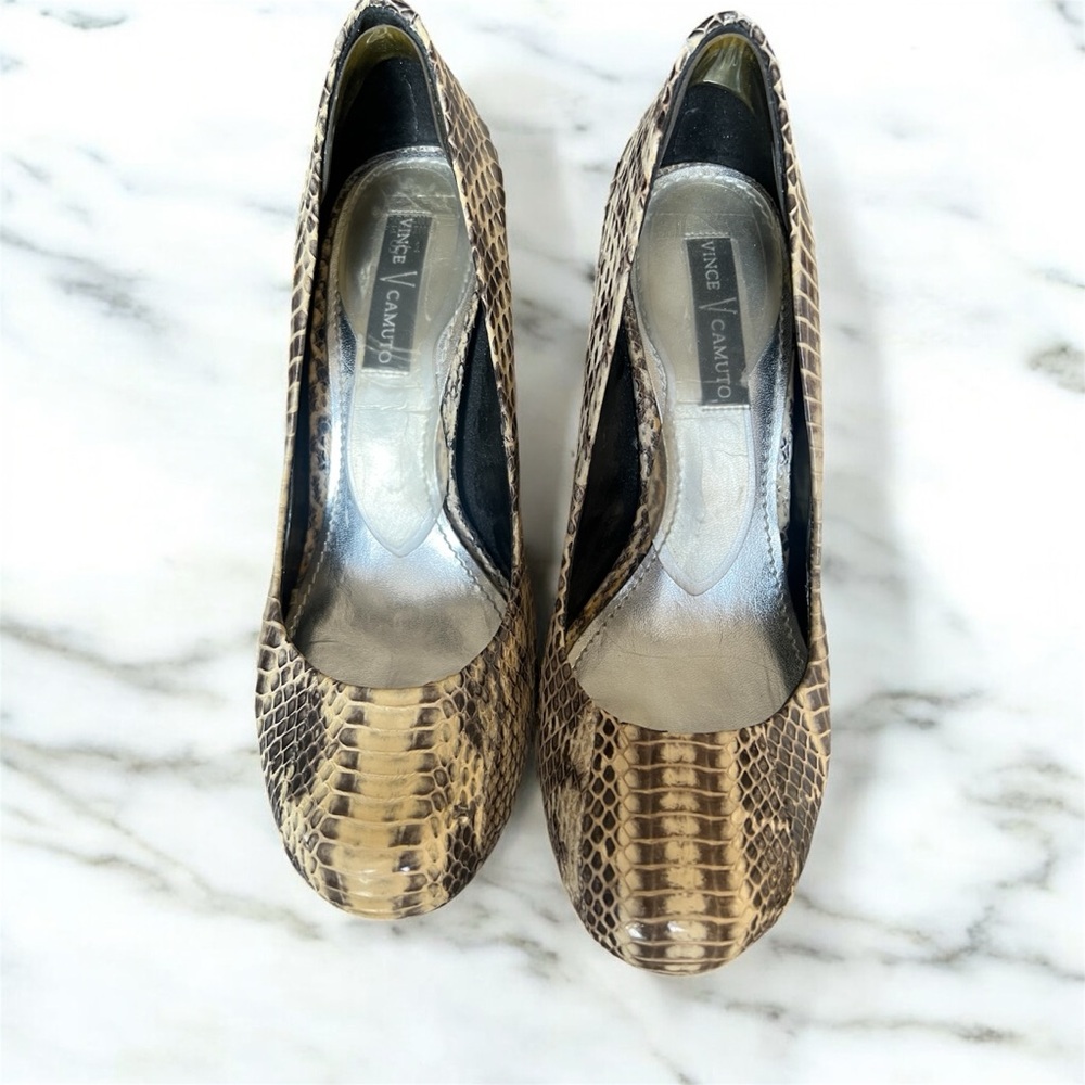Vince Camuto Brown Snakeskin Women's size 7B/37